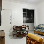 Apartamento Frente A Praia De Copacabana